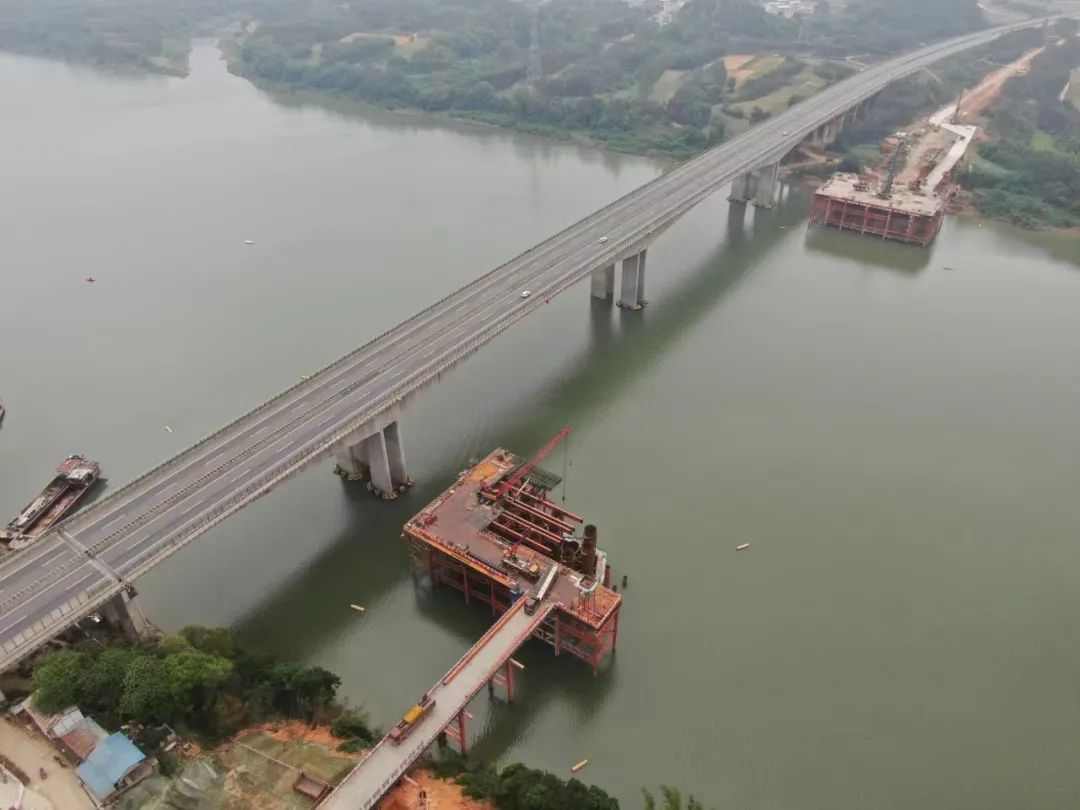 1687744073382927.jpg 4640.jpg